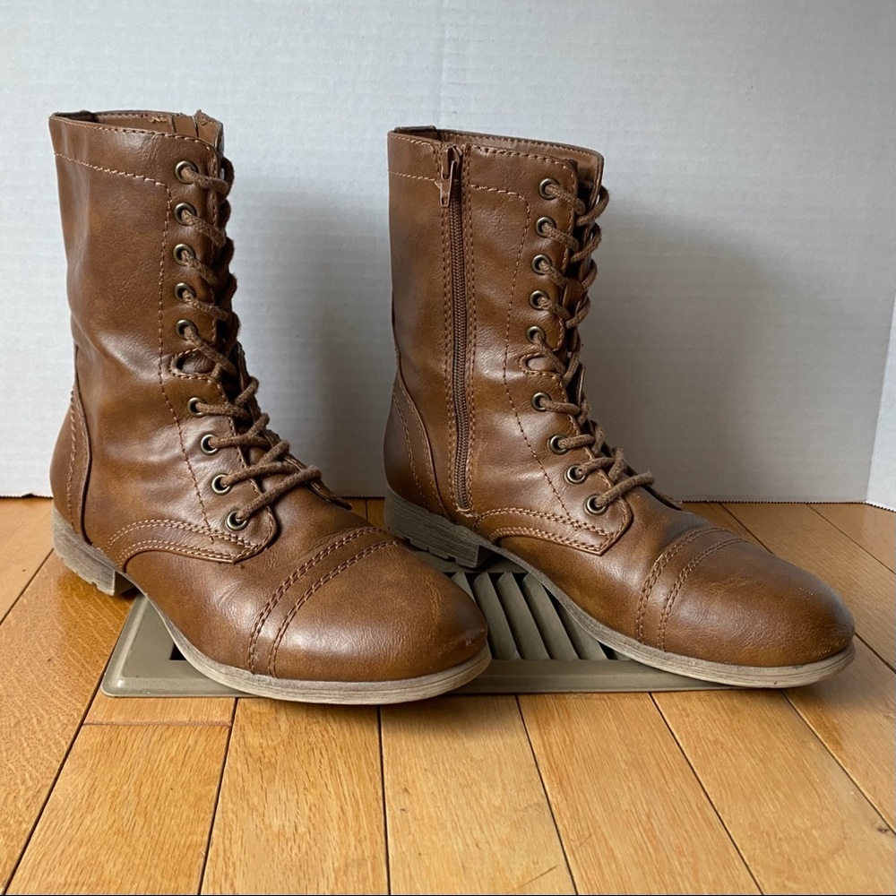 Size 8.5 Brown Faux Leather Combat Boots